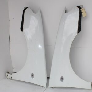 JDM 2005-2007 SUBARU LEGACY BPE / BLE PAIR OF LEFT AND RIGHT FENDERS